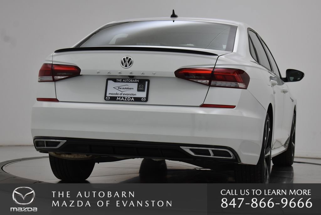 Used 2020 Volkswagen Passat 2.0T R-Line image 21