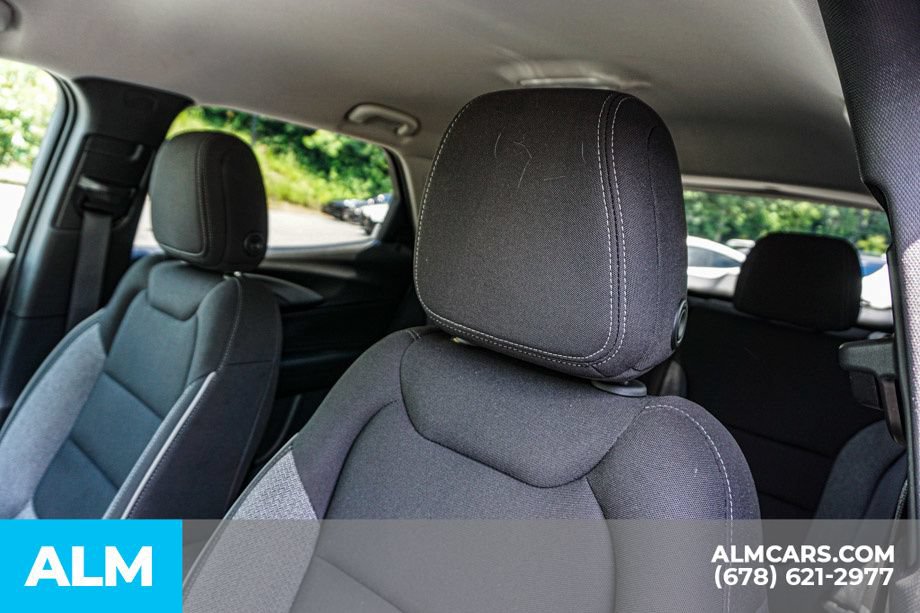 Used 2024 Chevrolet TrailBlazer LT FWD image 17
