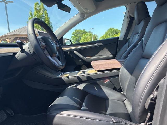Used 2023 Tesla Model Y Long Range AWD/4WD image 11