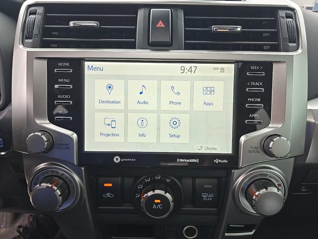 Used 2022 Toyota 4Runner SR5 Premium w/ Moonroof Package AWD/4WD image 21