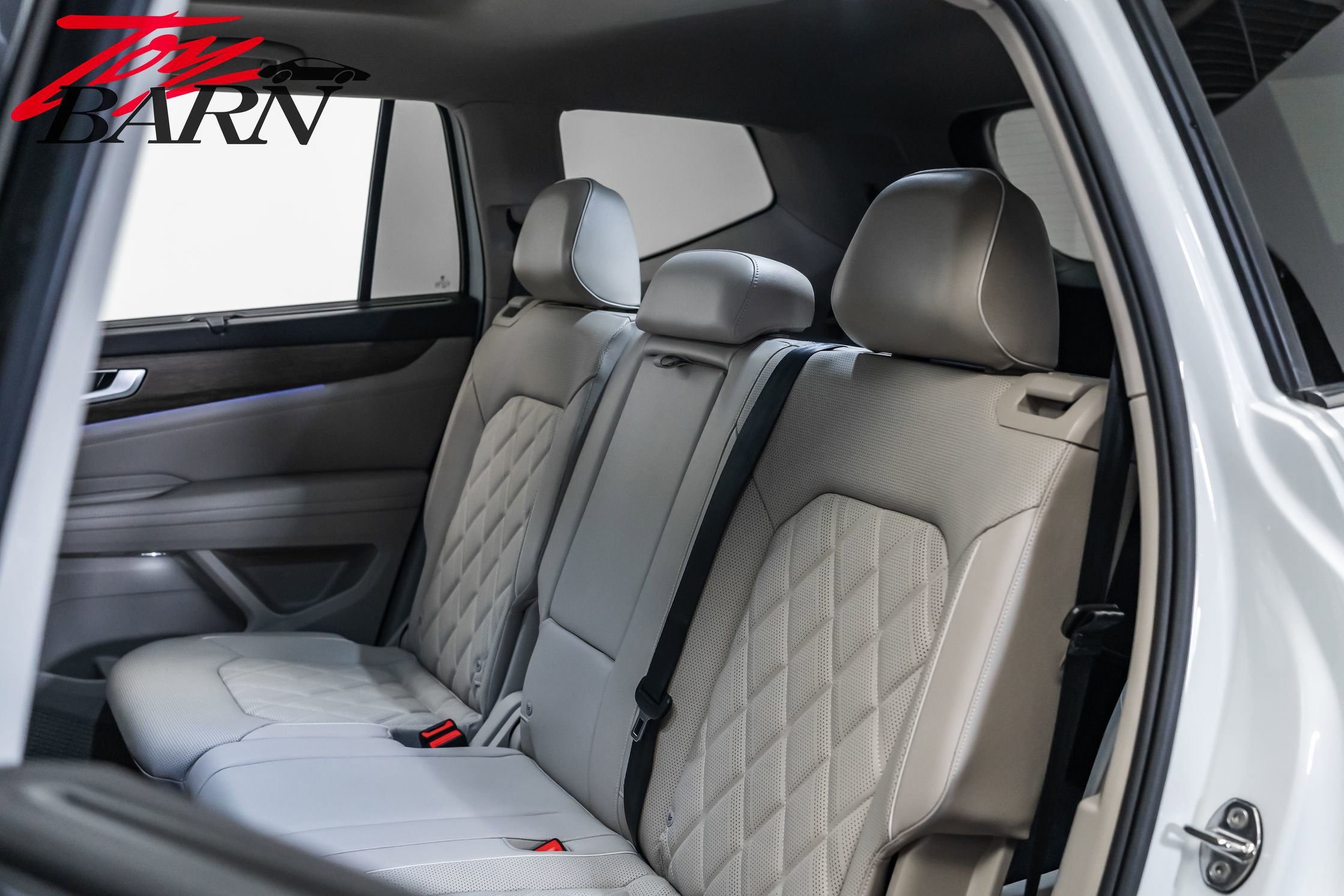 Used 2024 Volkswagen Atlas SEL Premium R-Line image 42