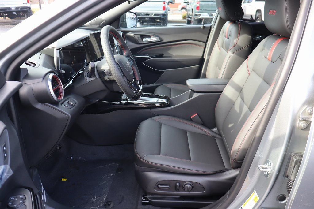 New 2026 Chevrolet Trax RS image 4