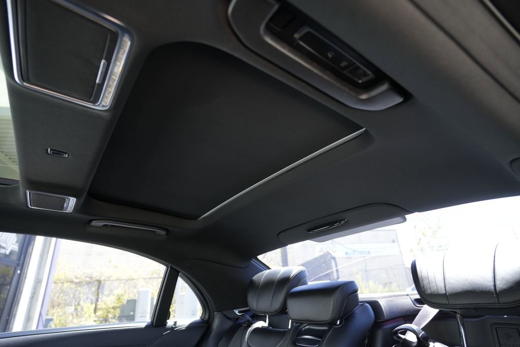 Used 2015 Mercedes-Benz S 550 Sedan image 21
