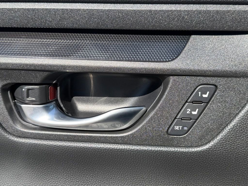 Used 2025 Honda CR-V Sport-L image 20