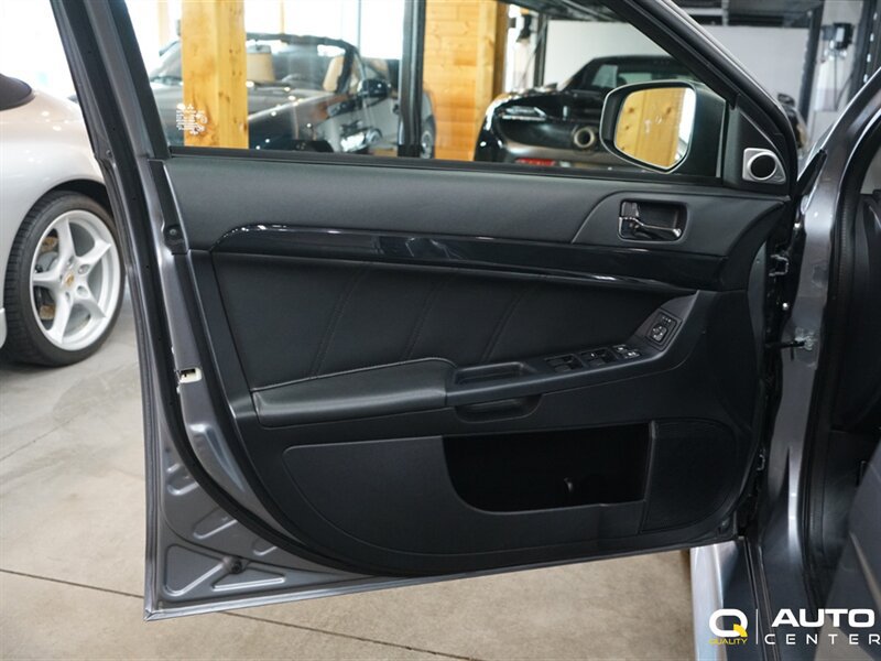 Used 2015 Mitsubishi Lancer Evolution Final Edition AWD/4WD image 13
