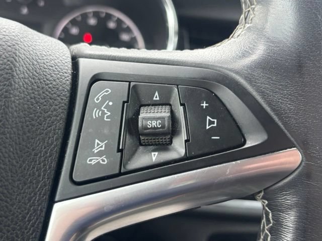Used 2020 Buick Encore Preferred AWD/4WD image 19