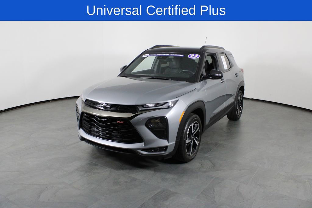 Used 2023 Chevrolet TrailBlazer RS image 2