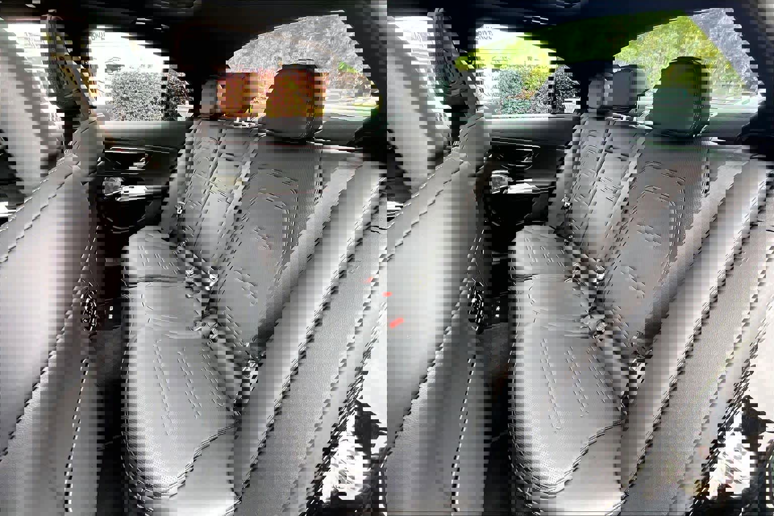 Certified 2025 Mercedes-Benz E 53 AMG e 4MATIC Sedan image 20