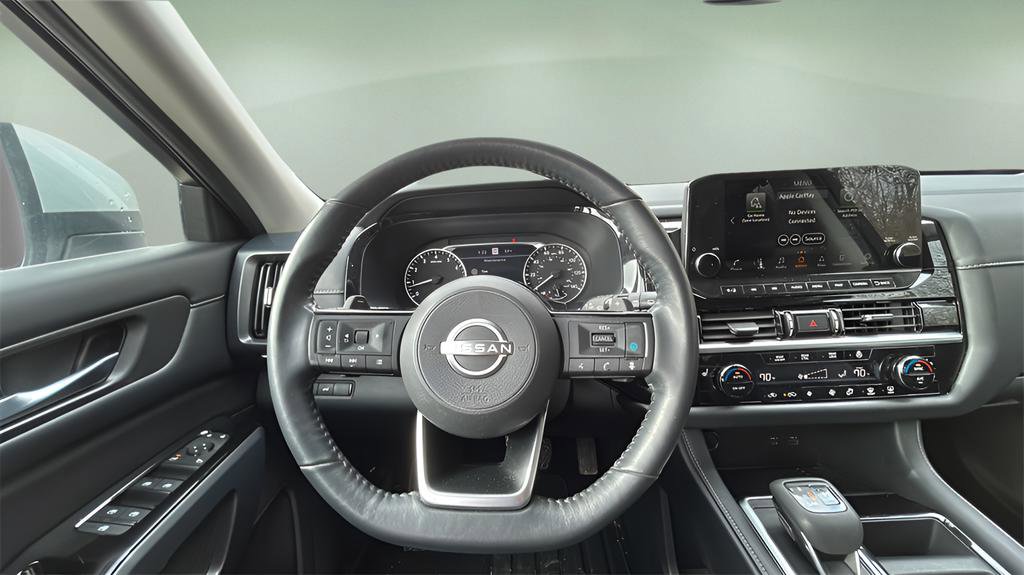 Used 2022 Nissan Pathfinder SL image 14