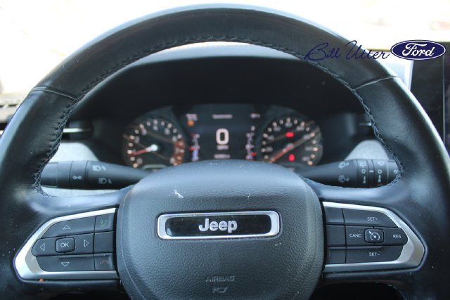 Used 2022 Jeep Compass Latitude FWD image 10