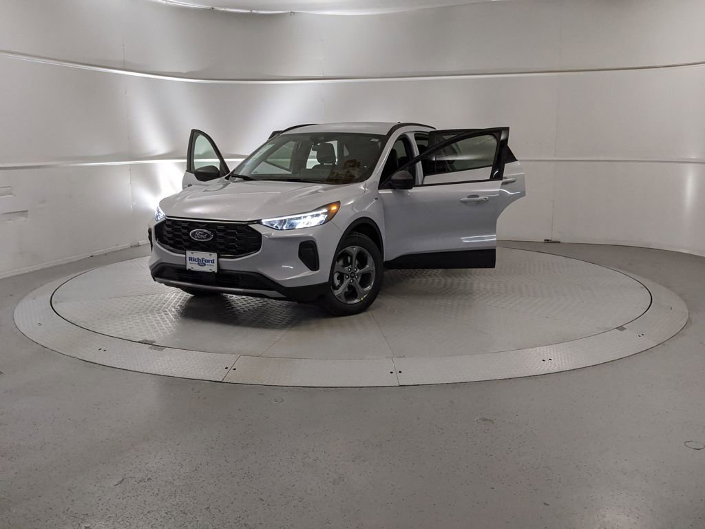 New 2026 Ford Escape ST-Line w/ Tech Pack #1 image 12