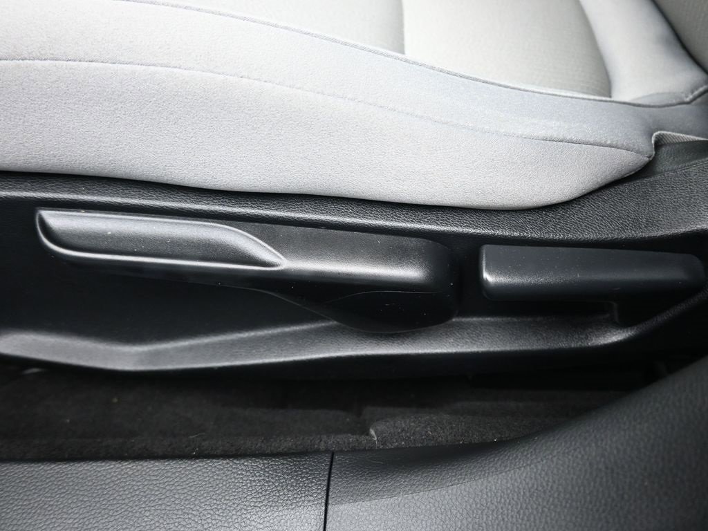 Used 2018 Honda Accord LX image 13