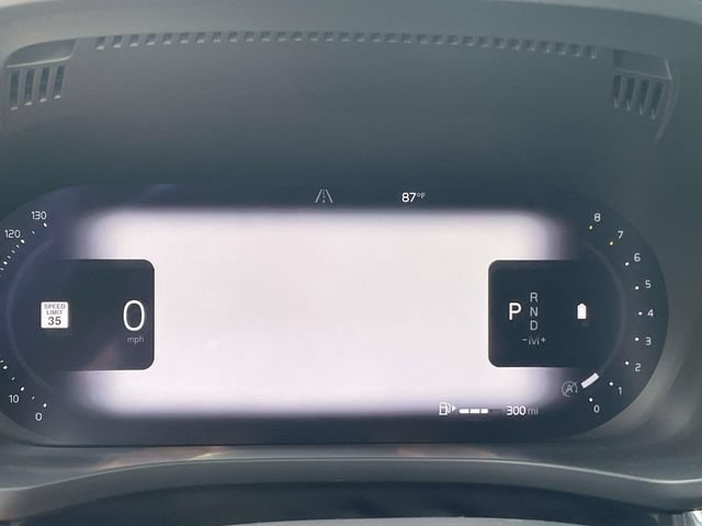 Used 2022 Volvo XC60 B5 Inscription w/ Advanced Package AWD/4WD image 39