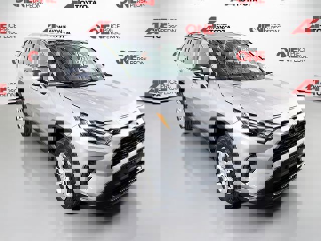 Certified 2025 Toyota RAV4 LE image 1