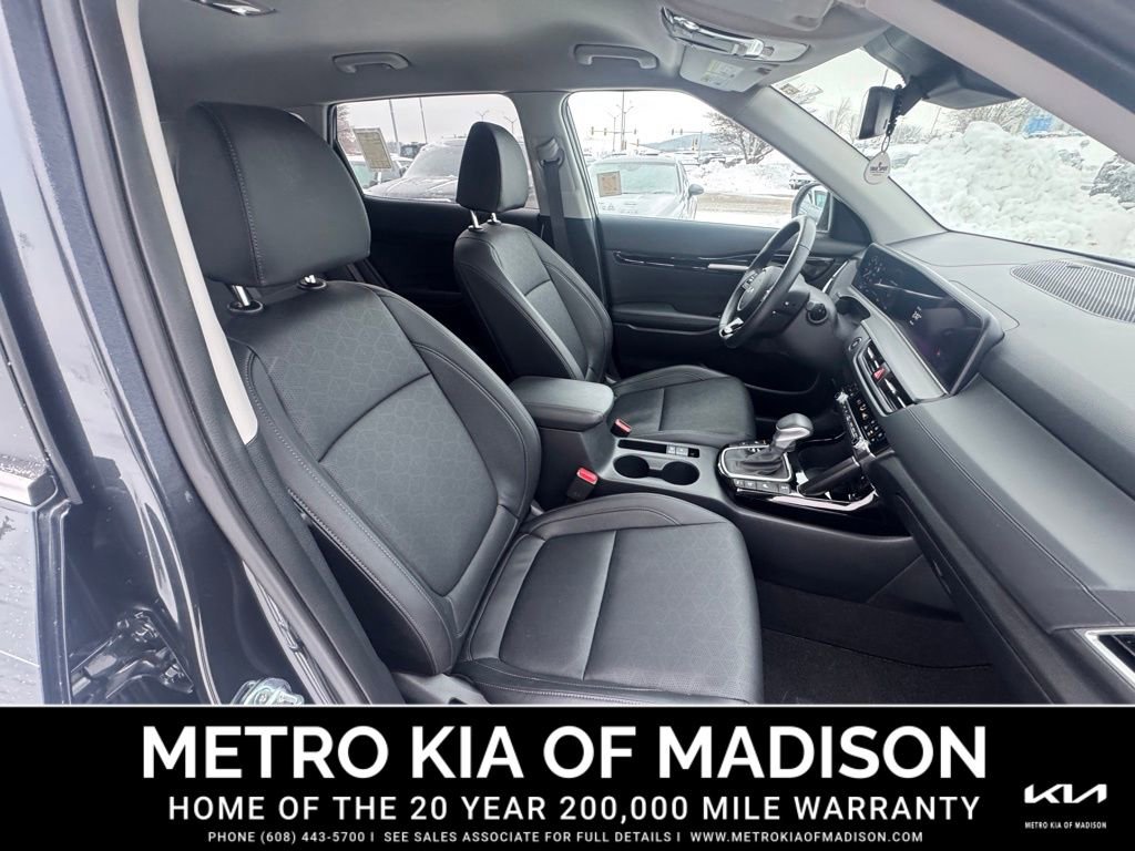 Used 2025 Kia Seltos SX image 35
