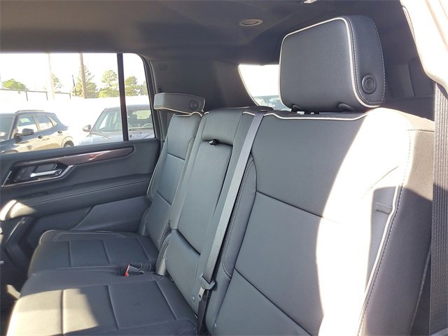 New 2026 GMC Yukon XL Elevation image 12
