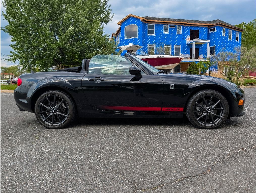 Used 2015 MAZDA MX-5 Miata Club RWD image 8