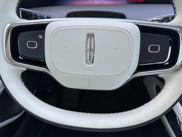 New 2026 Lincoln Nautilus Black Label w/ Jet Appearance Package AWD/4WD image 25