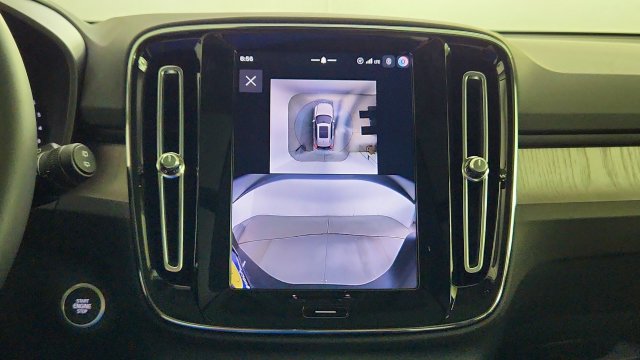 New 2026 Volvo XC40 B5 Plus w/ Climate Package AWD/4WD image 19