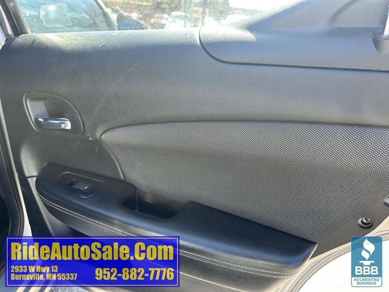 Used 2013 Dodge Avenger SXT w/ Rallye Appearance Group FWD image 15