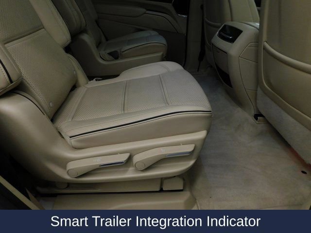 Used 2023 Cadillac Escalade Premium Luxury w/ Performance Package image 35