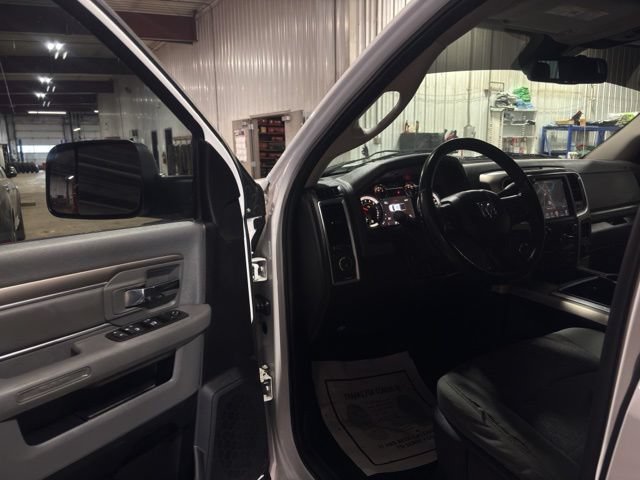 Used 2014 RAM 3500 Big Horn AWD/4WD image 17