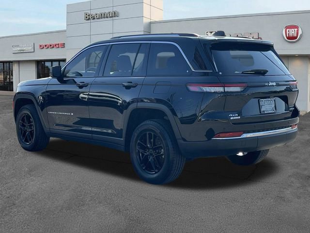 Used 2023 Jeep Grand Cherokee Laredo w/ Luxury Tech Group I image 5