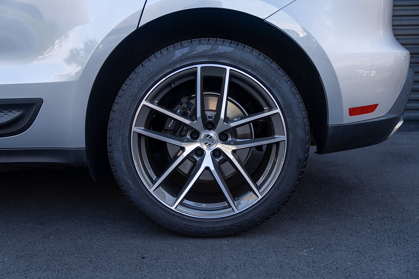 Certified 2025 Porsche Macan image 24