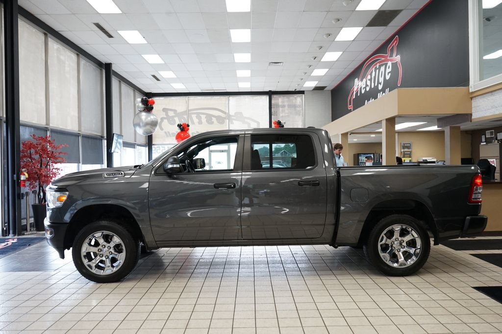 Used 2022 RAM 1500 Big Horn AWD/4WD image 3