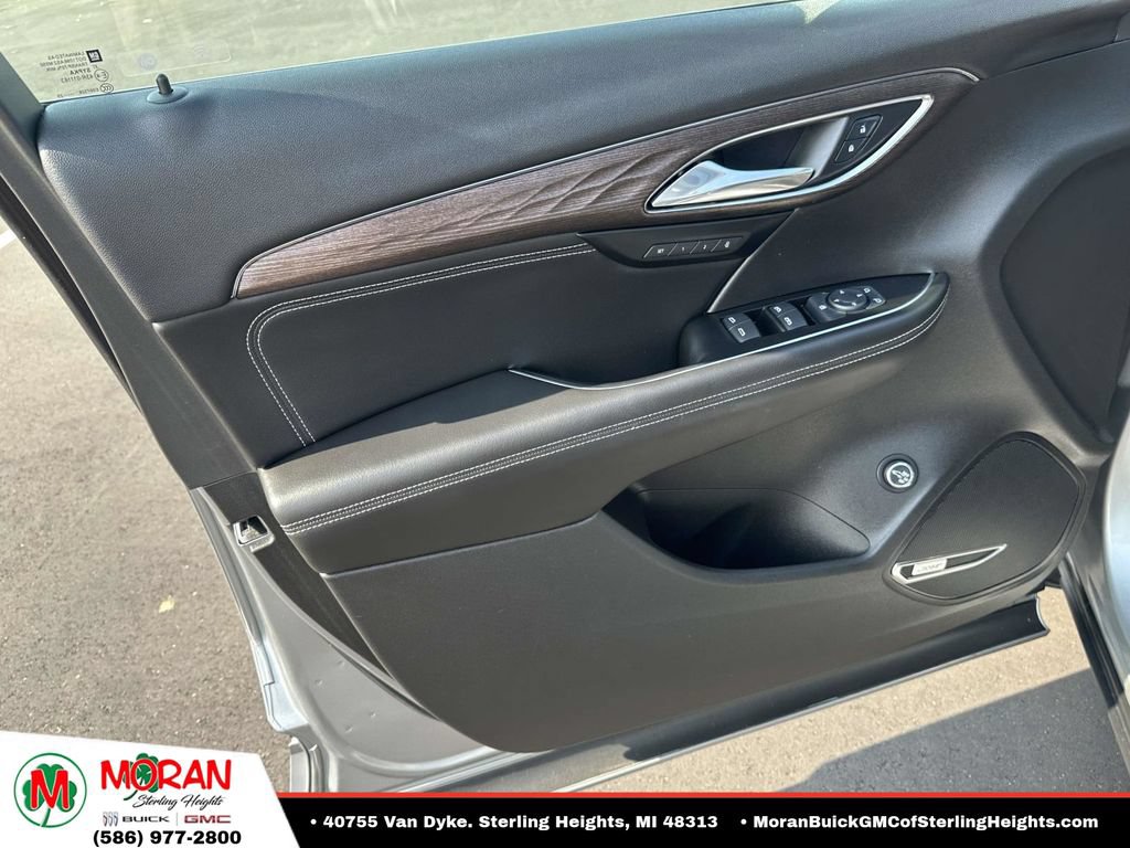 Certified 2023 Buick Envision Avenir AWD/4WD image 17