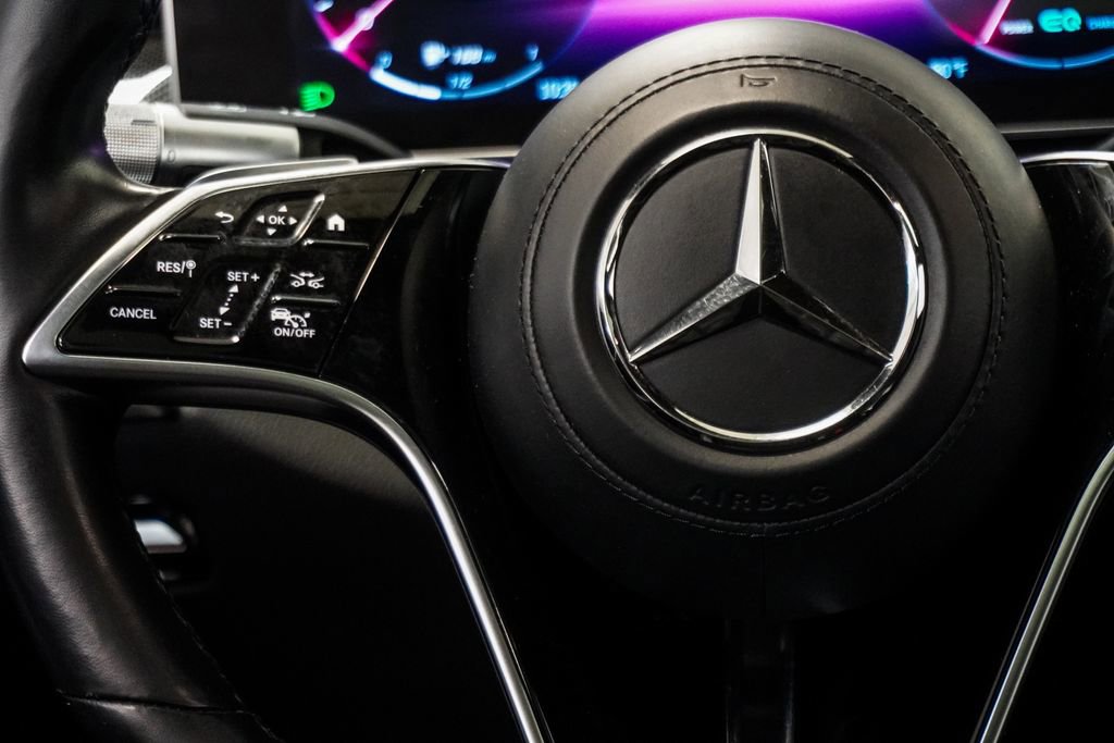 Used 2022 Mercedes-Benz S 500 4MATIC w/ AMG Line Package image 16
