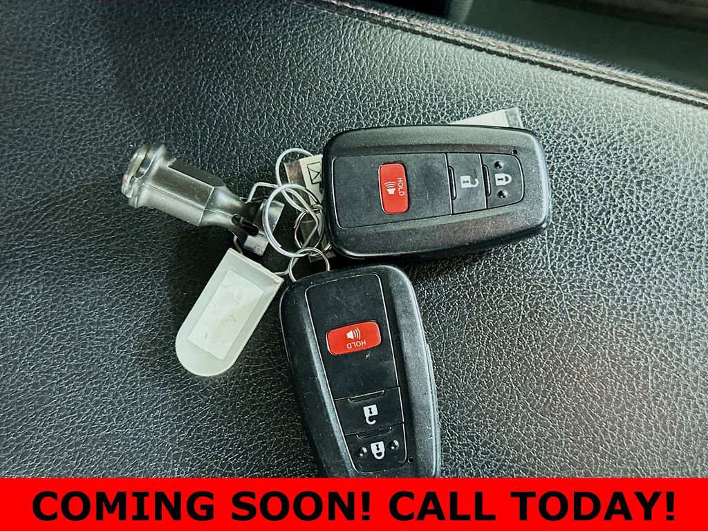 Used 2022 Toyota 4Runner TRD Off-Road image 36