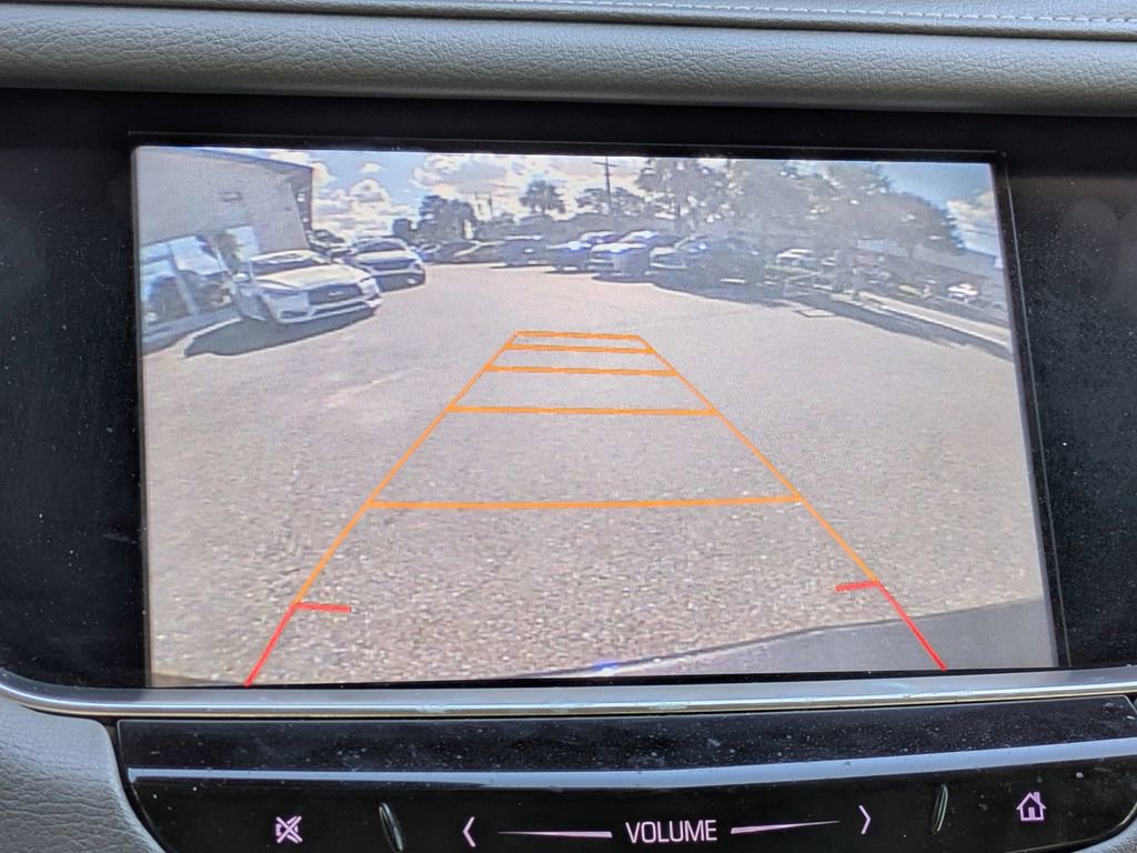 Used 2017 Cadillac XT5 Luxury w/ Driver Awareness Package image 29