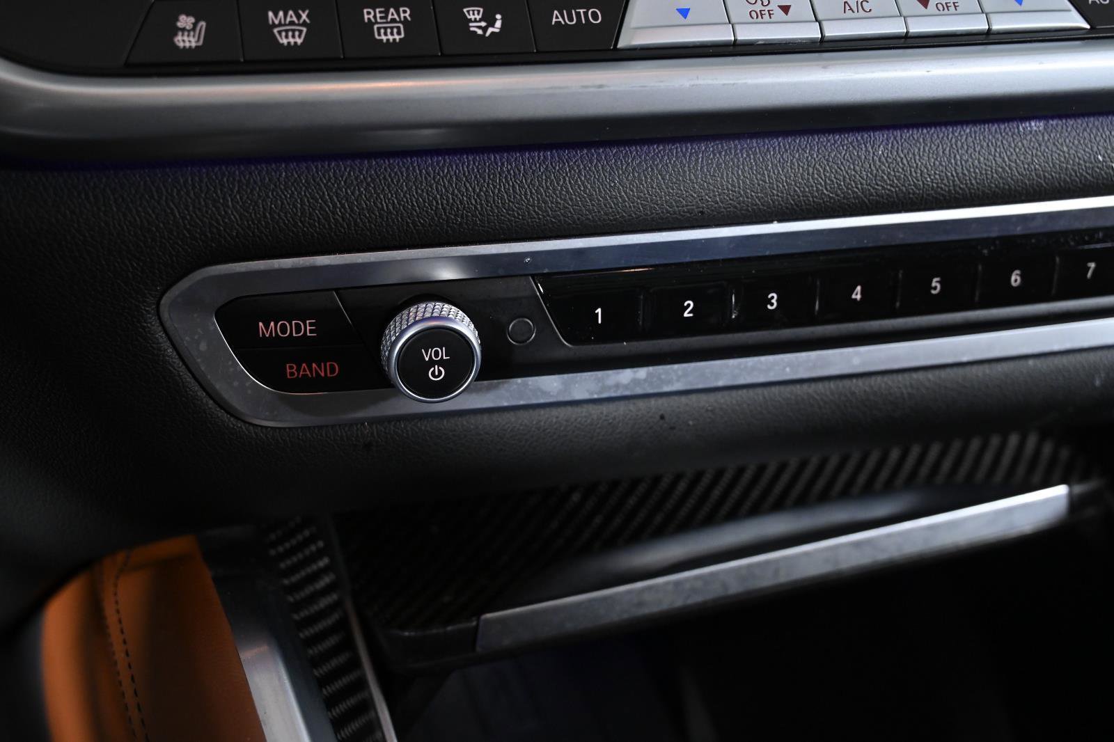 Used 2023 BMW X6 M50i w/ Executive Package image 19