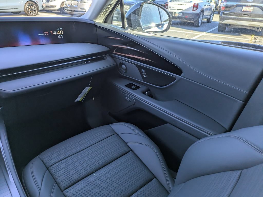 New 2026 Lincoln Nautilus Reserve AWD/4WD image 23