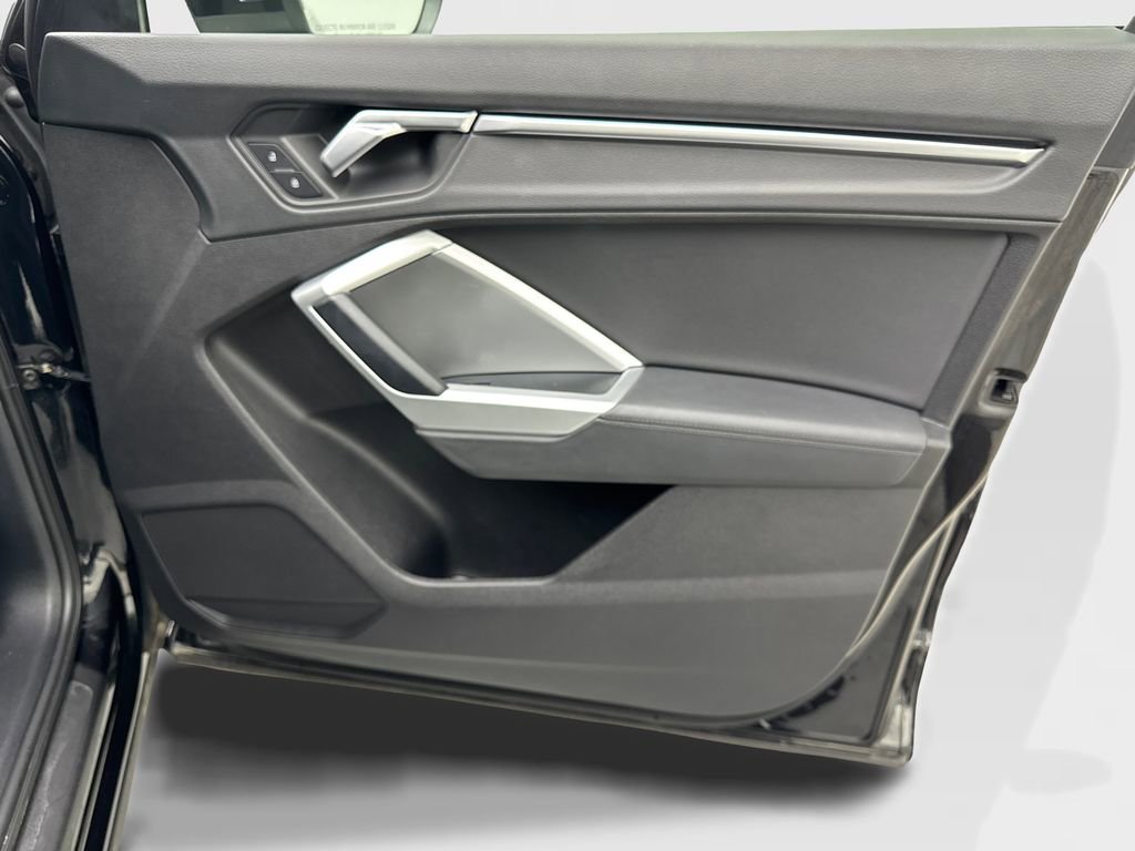 Used 2020 Audi Q3 2.0T Premium w/ Convenience Package image 48