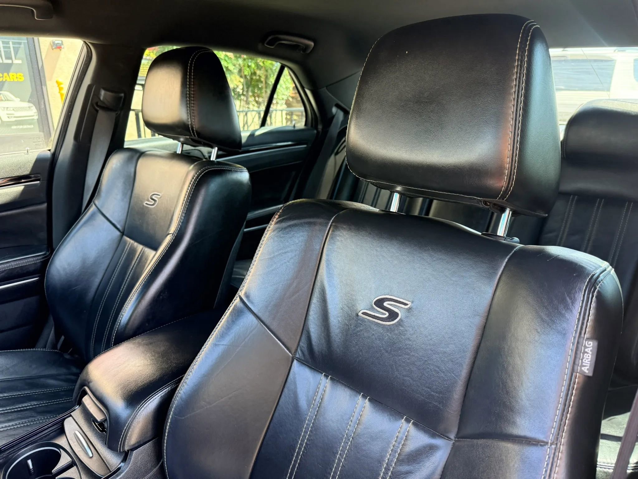 Used 2017 Chrysler 300 S image 10