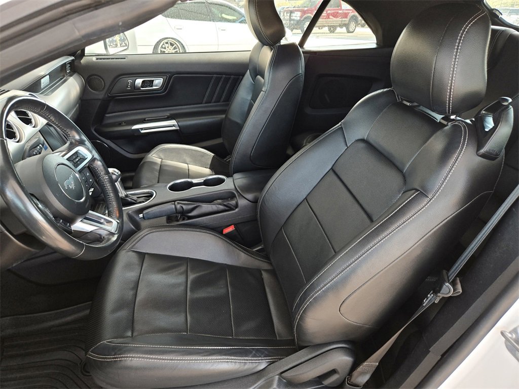 Used 2022 Ford Mustang Premium image 25