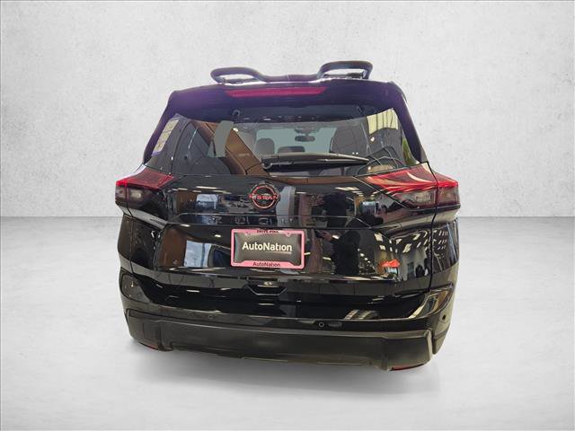 Used 2025 Nissan Rogue SV w/ Rock Creek Premium Package image 5