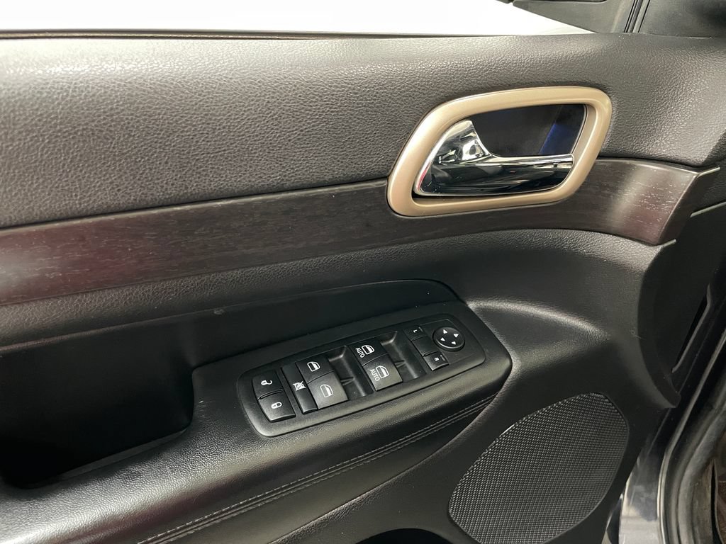 Used 2014 Jeep Grand Cherokee Altitude AWD/4WD image 23