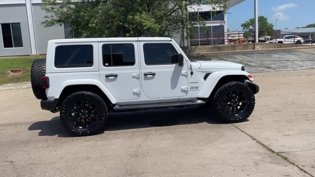Used 2023 Jeep Wrangler Unlimited Sahara w/ Cold Weather Group AWD/4WD image 9