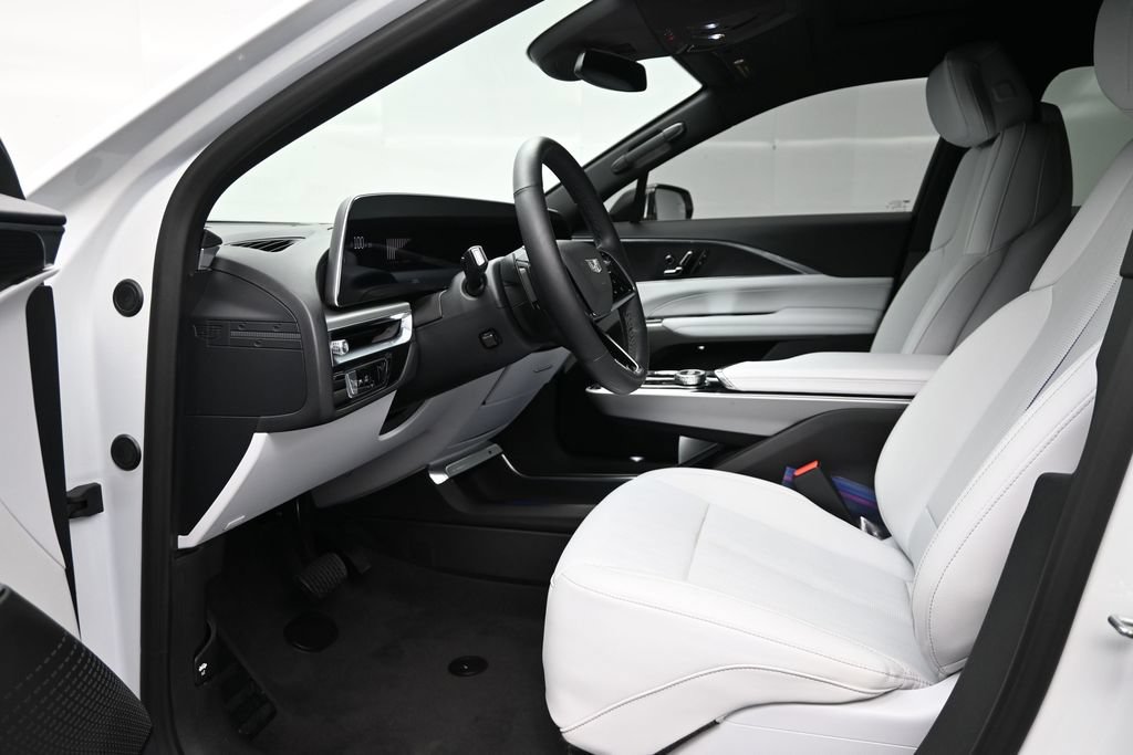 Certified 2024 Cadillac Lyriq Sport AWD/4WD image 9