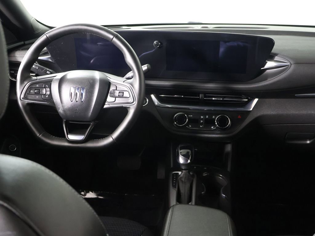 Used 2025 Buick Envista Preferred w/ Convenience I Package FWD image 27