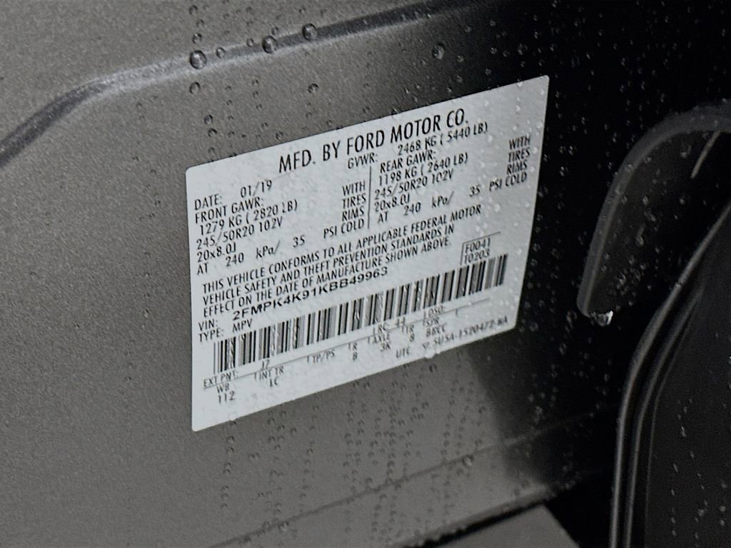 Used 2019 Ford Edge Titanium w/ Cold Weather Package AWD/4WD image 33