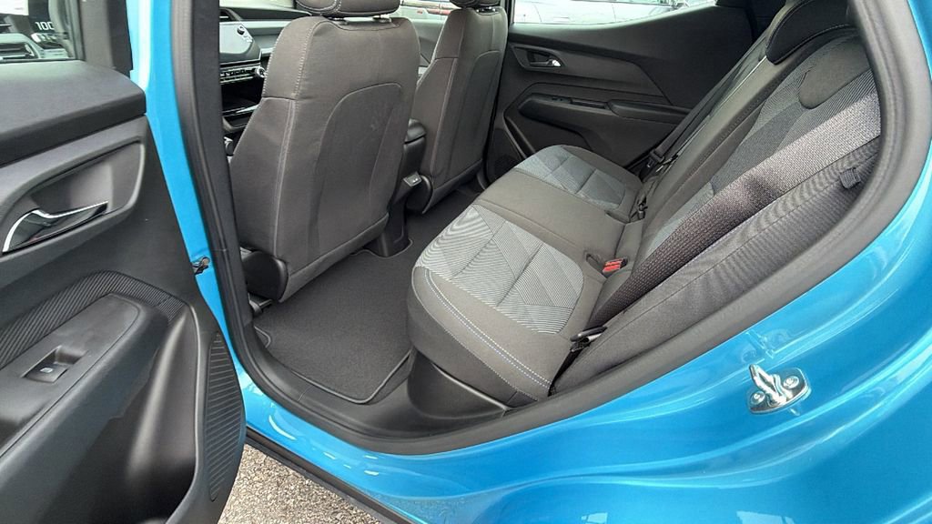 New 2027 Chevrolet Bolt LT w/ Comfort Package image 16