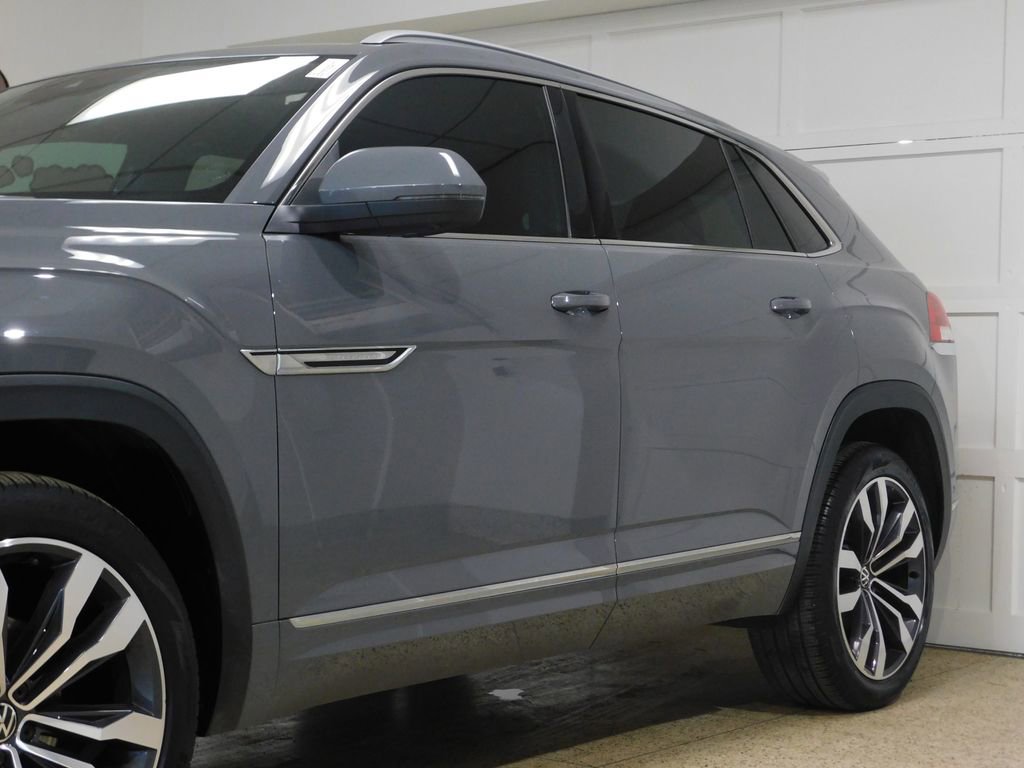 Used 2020 Volkswagen Atlas Cross Sport SEL Premium R-Line image 19