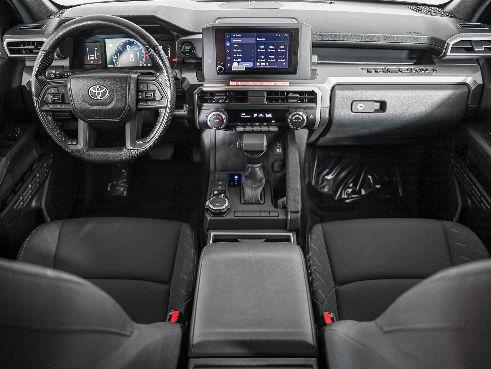 Used 2025 Toyota Tacoma SR5 AWD/4WD image 12