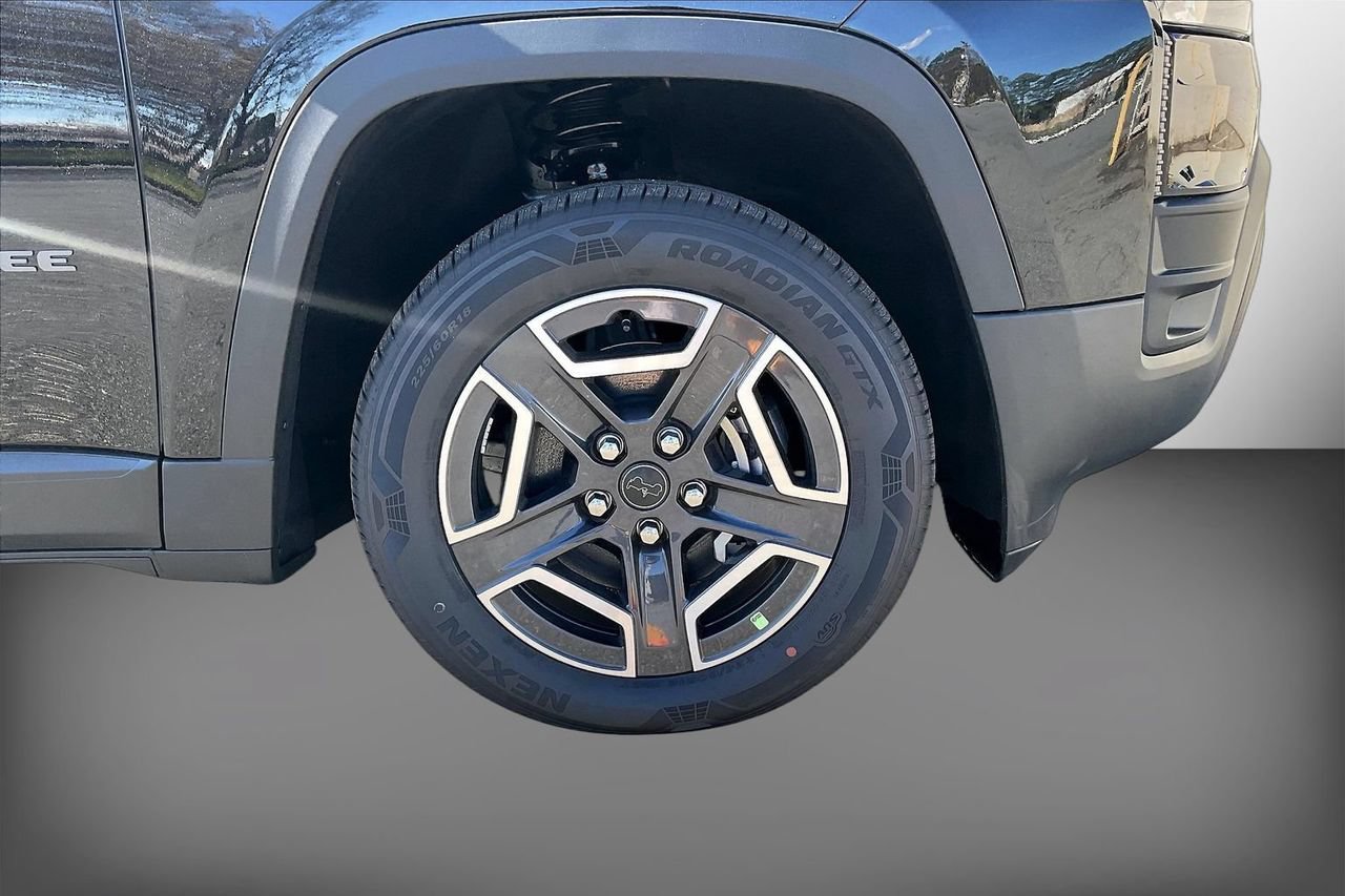 New 2026 Jeep Cherokee Limited AWD/4WD image 31