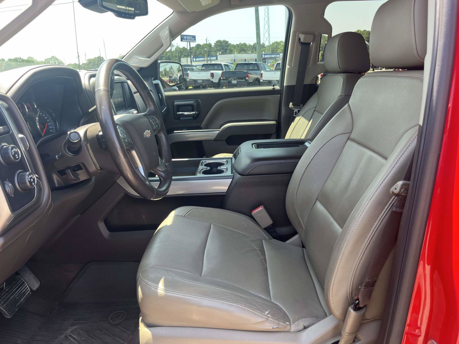Used 2017 Chevrolet Silverado 1500 LTZ Z71 w/ LTZ Plus Package AWD/4WD image 17
