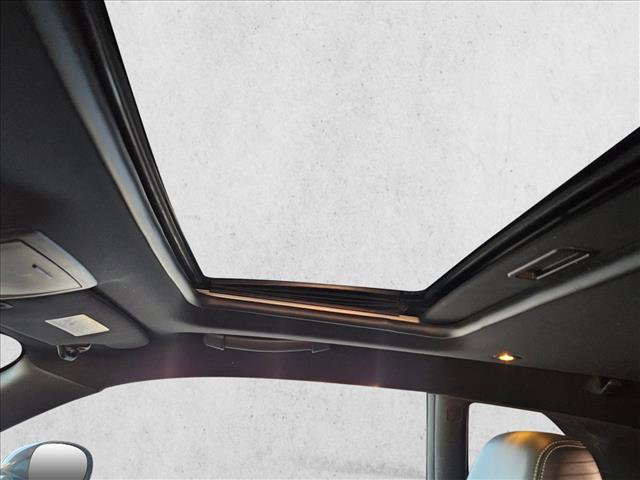 Used 2013 Dodge Challenger R/T Plus image 19